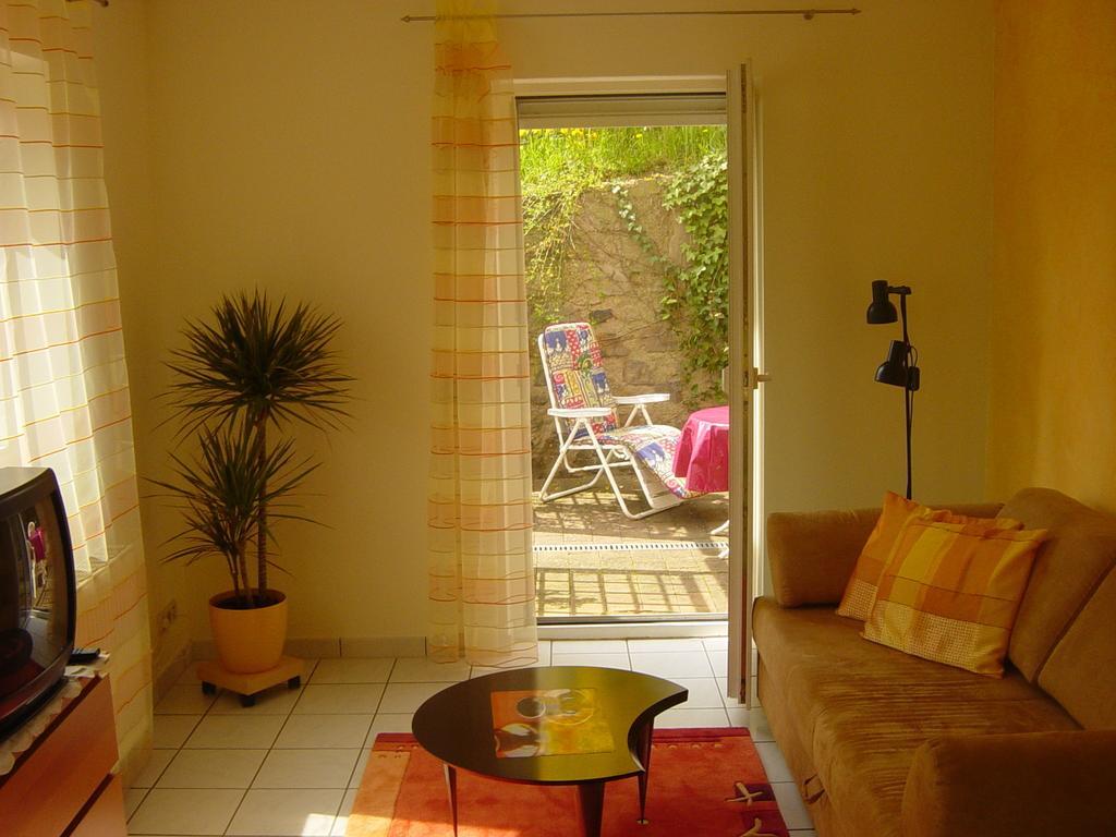 Appartement Am Weinberg à Commune fusionnée de Commune fusionnée de Bernkastel-Kues Chambre photo